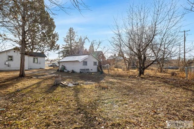 561 Gladstone Street, Idaho Falls, ID 83401