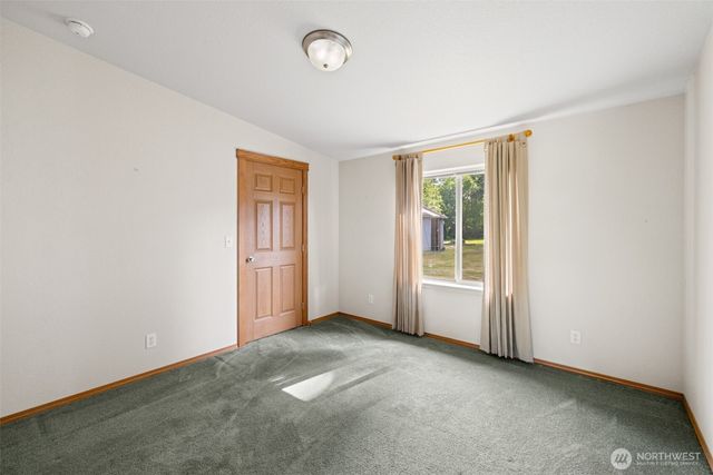 40 Marsden Road, Port Angeles, WA 98362