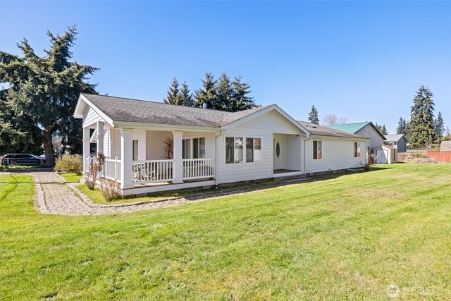 40 Marsden Road, Port Angeles, WA 98362