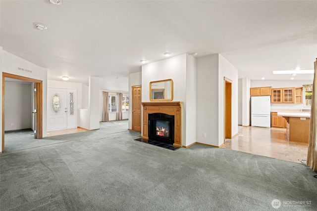 40 Marsden Road, Port Angeles, WA 98362