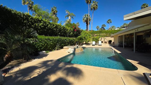 1303 N Rose Avenue, Palm Springs, CA 92262