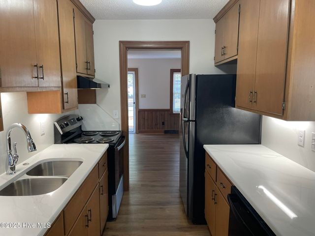 2105 Mitchell Place SW, Wilson, NC 27893