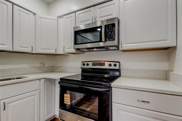 3615 E MCBERRY STREET, Tampa, FL 33610