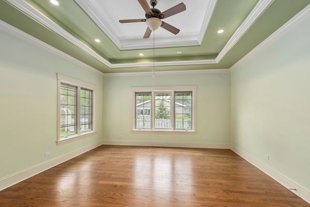 12132 S Harold Avenue, Palos Heights, IL 60463