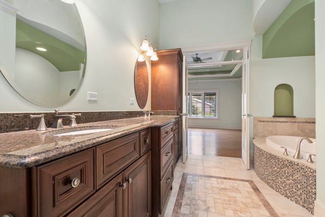 12132 S Harold Avenue, Palos Heights, IL 60463
