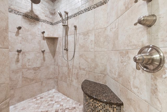12132 S Harold Avenue, Palos Heights, IL 60463