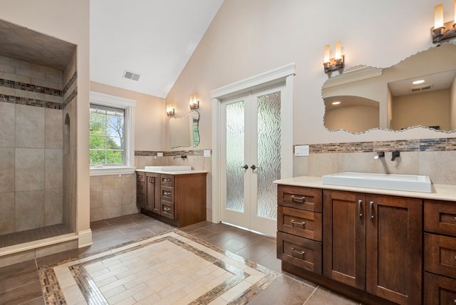 12132 S Harold Avenue, Palos Heights, IL 60463