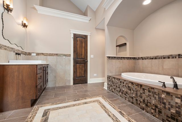 12132 S Harold Avenue, Palos Heights, IL 60463