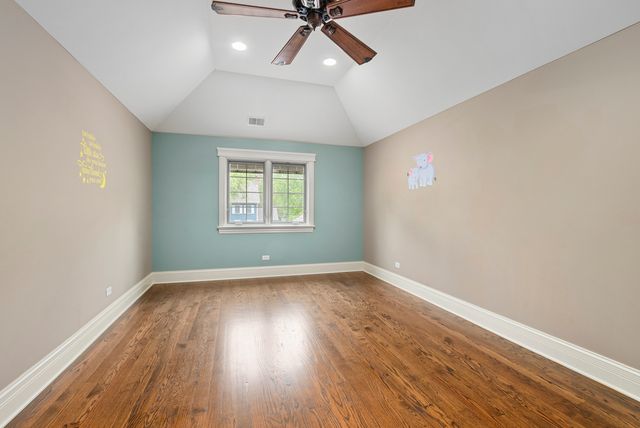 12132 S Harold Avenue, Palos Heights, IL 60463