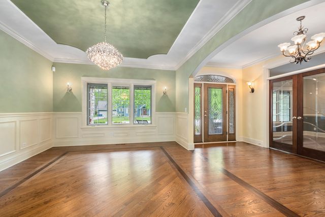 12132 S Harold Avenue, Palos Heights, IL 60463