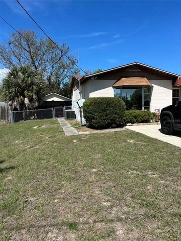 606 JEWELL STREET, Fruitland Park, FL 34731