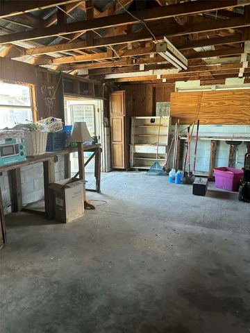 606 JEWELL STREET, Fruitland Park, FL 34731