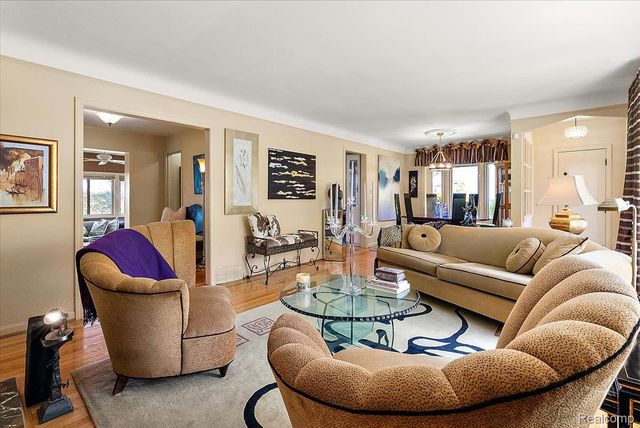 4374 Arden Place, Royal Oak, MI 48073