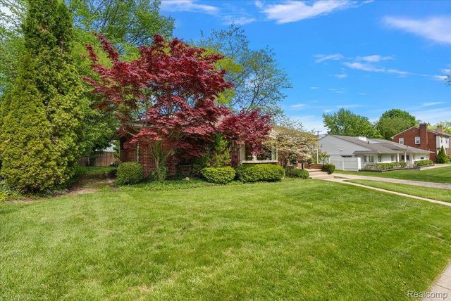 4374 Arden Place, Royal Oak, MI 48073