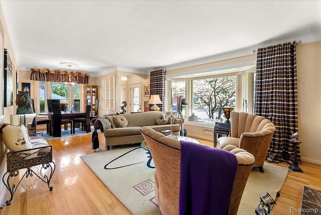 4374 Arden Place, Royal Oak, MI 48073