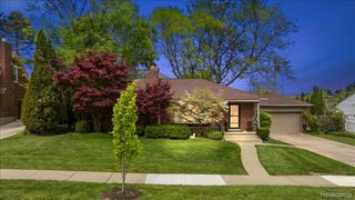4374 Arden Place, Royal Oak, MI 48073