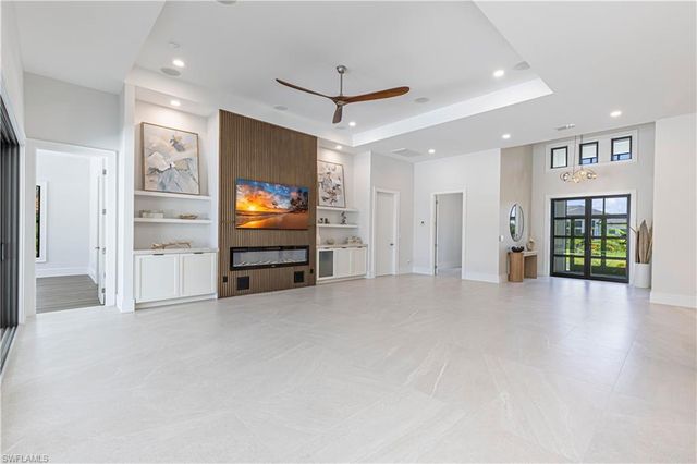 18433 Royal Hammock BLVD, Naples, FL 34114