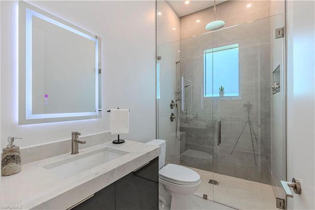 18433 Royal Hammock BLVD, Naples, FL 34114