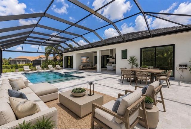 18433 Royal Hammock BLVD, Naples, FL 34114