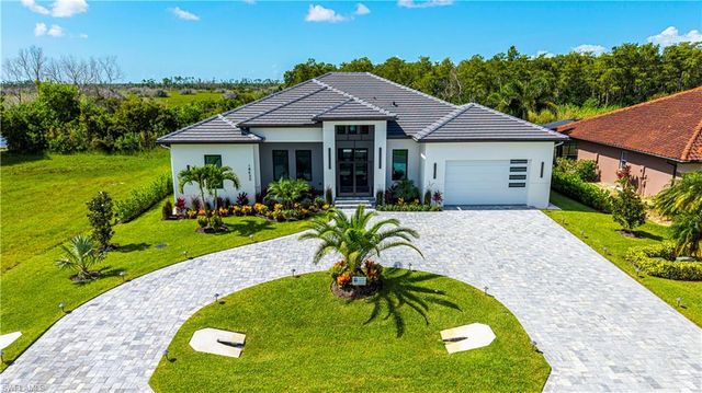 18433 Royal Hammock BLVD, Naples, FL 34114
