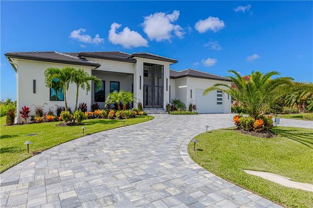 18433 Royal Hammock BLVD, Naples, FL 34114