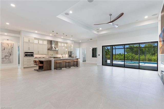 18433 Royal Hammock BLVD, Naples, FL 34114