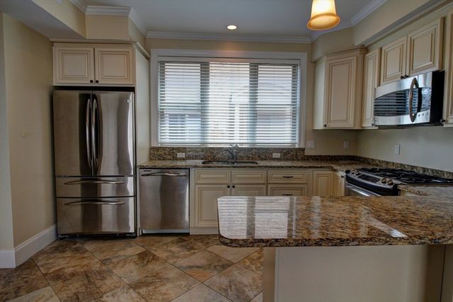 244 Adams St 2, Newton, MA 02458