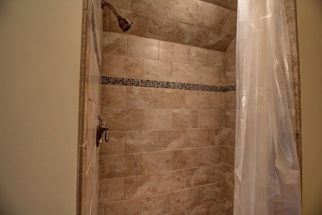 244 Adams St 2, Newton, MA 02458