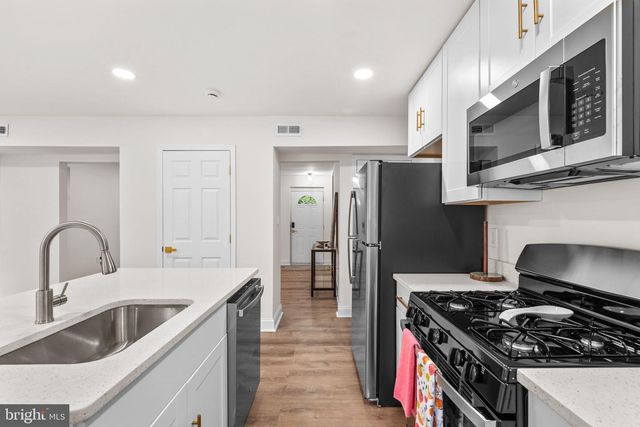 4145 FAIRFAX RD, Baltimore, MD 21216