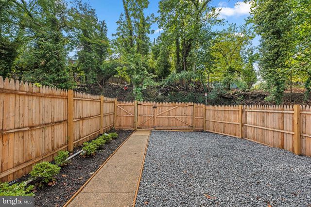 4145 FAIRFAX RD, Baltimore, MD 21216