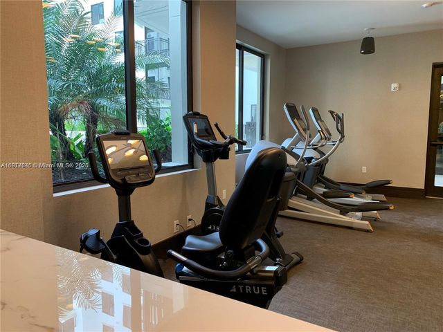 301 Altara Ave 635, Coral Gables, FL 33146