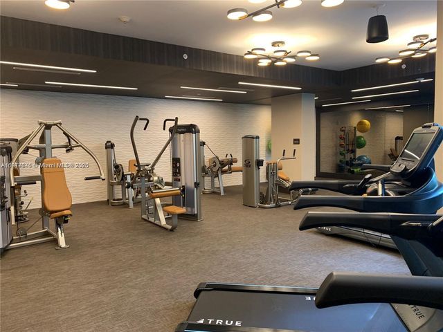 301 Altara Ave 635, Coral Gables, FL 33146