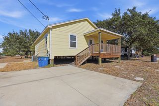 2121 Lone Star, Rockport, TX 78382