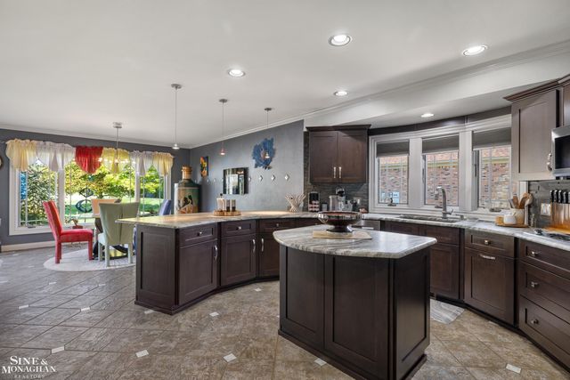 37444 Alpinia Lane, Clinton Township, MI 48036