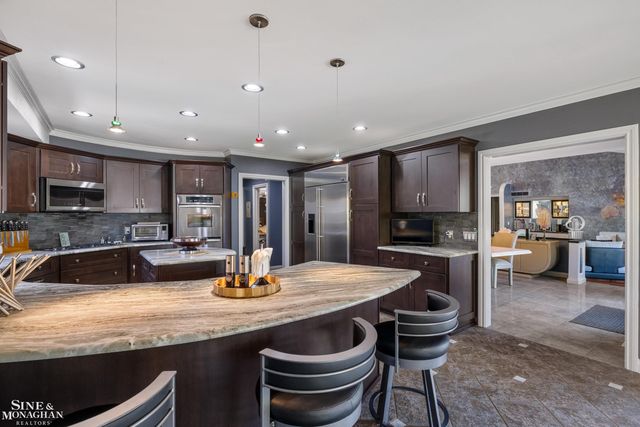 37444 Alpinia Lane, Clinton Township, MI 48036