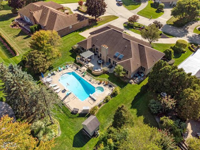 37444 Alpinia Lane, Clinton Township, MI 48036