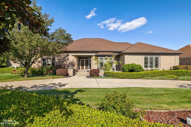 37444 Alpinia Lane, Clinton Township, MI 48036