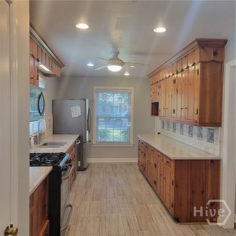 4620 Lansdowne Street, Savannah, GA 31405