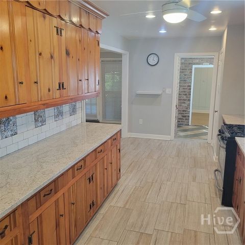 4620 Lansdowne Street, Savannah, GA 31405