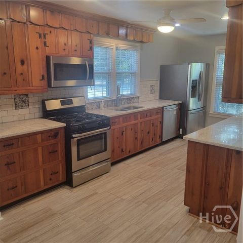 4620 Lansdowne Street, Savannah, GA 31405