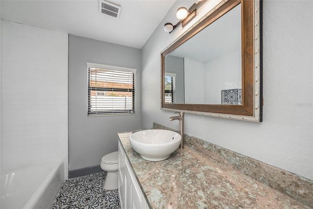 1713 W SAINT ISABEL STREET, Tampa, FL 33607