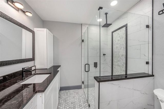 1713 W SAINT ISABEL STREET, Tampa, FL 33607