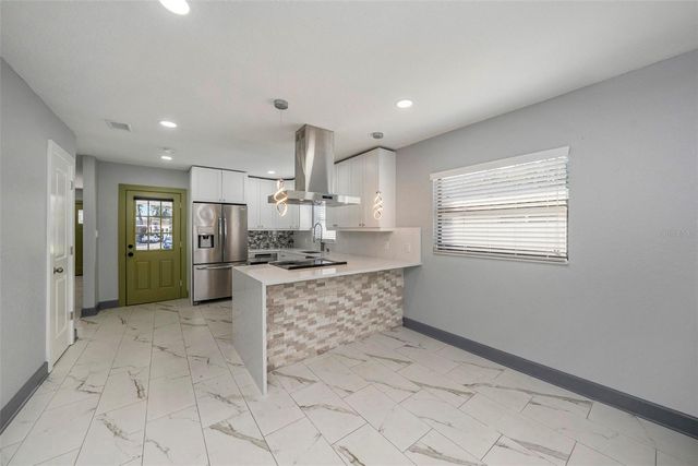 1713 W SAINT ISABEL STREET, Tampa, FL 33607