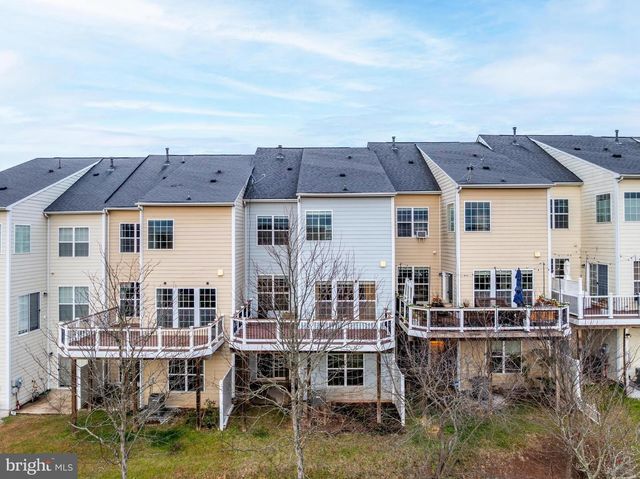 20619 ERSKINE TER, Ashburn, VA 20147