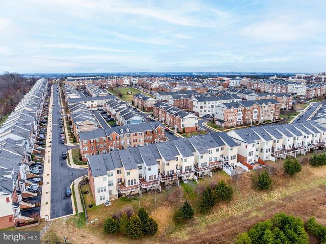 20619 ERSKINE TER, Ashburn, VA 20147