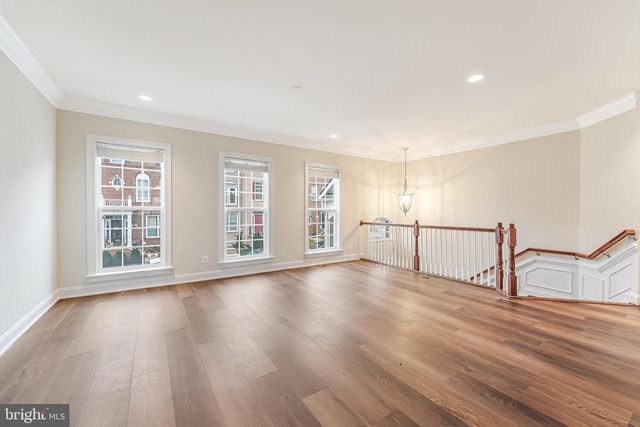 20619 ERSKINE TER, Ashburn, VA 20147