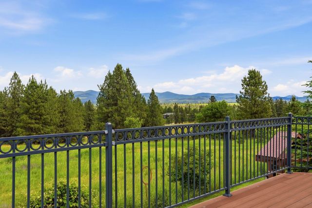 7217 E UHLIG Rd, Spokane, WA 99217