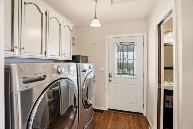 7217 E UHLIG Rd, Spokane, WA 99217