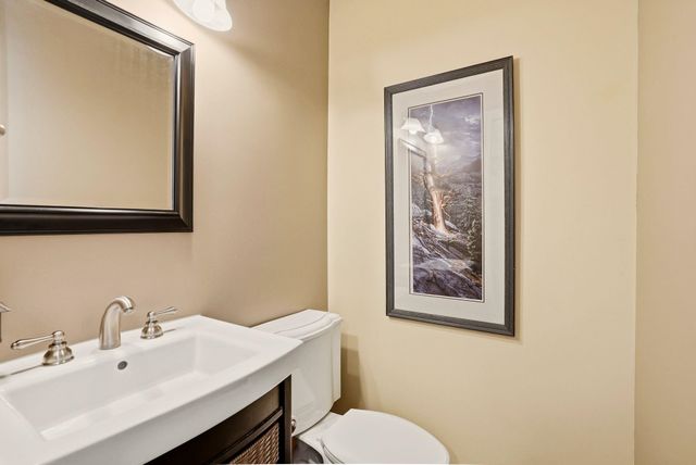 7217 E UHLIG Rd, Spokane, WA 99217