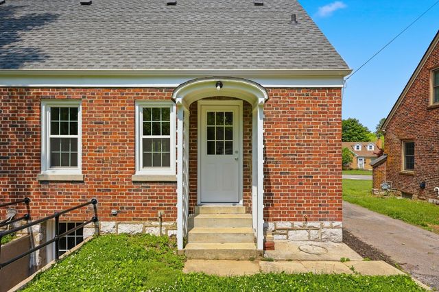 512 Rosemont Garden, Lexington, KY 40503
